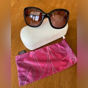 Oakley Necessity Sunglasses Womens Pink Ribbon Breast Cancer OO9122-12 60 18 123